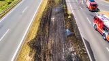 50 Meter Wiese auf Mittelstreifen der A7 bei Engerwitzdorf verbrannt – Feuerwehren löschten Brand