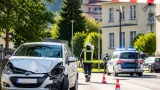 Abgestellter Pkw in Lienz bei Unfall stark beschädigt – Polizei sucht Besitzer