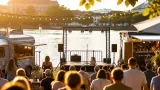 Austropop-Abend mit „Der Zuckerbäcker“ auf der Steiner Donaulände