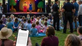 Dragqueen-Lesestunde in Dornbirn: Lesung fand trotz Petition und kurzer Störung statt