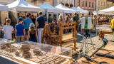 Forschungsfest in Tieschen: Fundstücke vom Königsberg und Einblick in 3.000 Jahre alte Textiltechniken