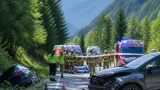 Frontaler Zusammenstoß auf Felbertauernstraße: Vier Personen ins BKH Lienz gebracht