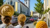 Goldhauben-Jubiläum in Gramastetten: 30 Ortsgruppen zeigen Trachten und Tradition