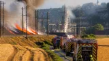 Großeinsätze nach mehreren Böschungs- und Feldbränden – Stromausfall trifft auch Zwettl