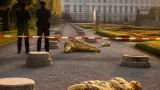 Großteil der Mini‑Mozarts aus Mirabellgarten gestohlen – Künstler erstattet Anzeige