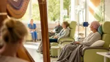 Harfenklänge in der Klinik Güssing: Musikalische Begleitung für Patientinnen und Patienten