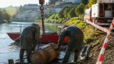 Kriegsrelikt in der Ybbs geborgen: Entminungsdienst und Feuerwehr im Einsatz