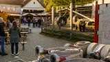 Mistelbach: Aufgelöste Feuerwehr spendet Schläuche an Bärenwald – Dorffest hält Tradition lebendig