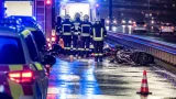Motorrad bei Auffahrt auf A5 verunfallt: Feuerwehr Schrick barg Fahrzeug nach nächtlichem Einsatz