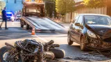 Motorrad kollidiert mit Pkw in Lienz: Ein Verletzter, Motorrad nicht mehr fahrbereit