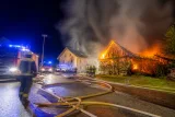 Nächtlicher Großbrand in Dreulach: 11 Feuerwehren und 124 Einsatzkräfte im Einsatz