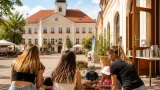 Neun Praktikantinnen und Praktikanten unterstützen kommunale Angebote in Oberwart