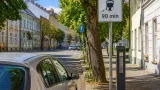Parkstrafe wegen versteckter Tafel sorgt in Stockerau für Unmut
