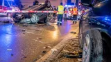 Probeführerscheinlenker übersah Stopptafel – Frau verletzt, Auto blieb auf dem Dach liegen