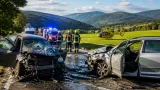 Schwerer Frontalcrash in Teufenbach‑Katsch: Mann lebensgefährlich verletzt