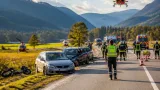 Schwerer Mehrfachunfall auf B100 bei Berg im Drautal: Motorradlenker per Hubschrauber ins BKH Lienz gebracht
