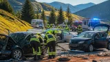 Schwerer Unfall auf der B95: Dreifach-Kollision mit mehreren Schwerverletzten