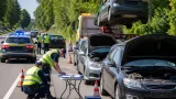 Schwerpunktaktion in Wels/Wels-Land: 12 Autos stillgelegt, hunderte Anzeigen wegen Tempo und Technik