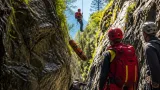 Schwierige Rettung in Gnaupenloch-Schlucht: Frau nach Canyoning-Unfall per Tau aus Luft geborgen