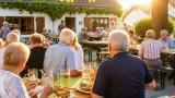 Seniorenbund Pucking stärkt Gemeinschaft beim traditionellen Schnitzelessen