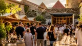 Sieben regionale Brauereien präsentieren rund 40 Biere beim Vulkanland-Festival auf Schloss Kornberg