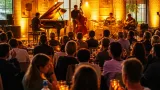 Simone Kopmajer verwandelt Werfthalle 55 beim Korneuburger Musiksommer in einen Jazzsalon