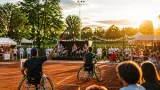 Sommerabend mit Rollstuhltennis, Karaoke und Live-Band in Groß Siegharts