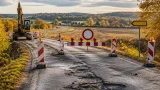 Sommerbaustellen im Bezirk: Sieben Sperren, darunter L1081 „Rieder Hoch“ bis Herbst dicht