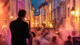 Sommerfest: DJ Rino und Saxophon von Nicolò Ravenni sorgen für Club-Atmosphäre in der Zwergergasse