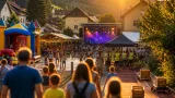 Sommerveranstaltungen rund um Murau: Almkirtag, Kistenlauf und Familienfeste im Überblick