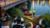 Sprung in die Drau beim Kirchtag: Zwei Personen aus dem Fluss geborgen, Anzeige angekündigt