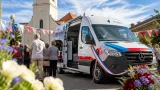 Ternitz: Neuer Krankentransportwagen für Samariterbund in Dienst gestellt