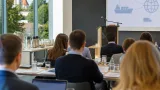 Unternehmerfrühstück in Korneuburg: Außenhandel und Verzollung im Fokus