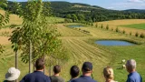 VHS führt Praxiseinblick zu Agroforst und Wassermanagement am nellinggut durch