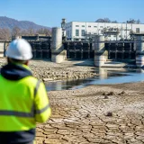 Dürre drosselt Wasserkraft: Donau auf historischem Tiefstand, Stromerzeugung sinkt deutlich