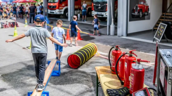 Familientag in Bad Ischl: Hauptfeuerwache lädt zu Spiel, Fahrten und Feuerlöscher-Check