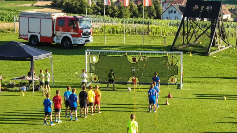 15. spusu-Starcamp in Poysbrunn: Rund 70 junge Fußballerinnen und Fußballer trainierten fünf Tage