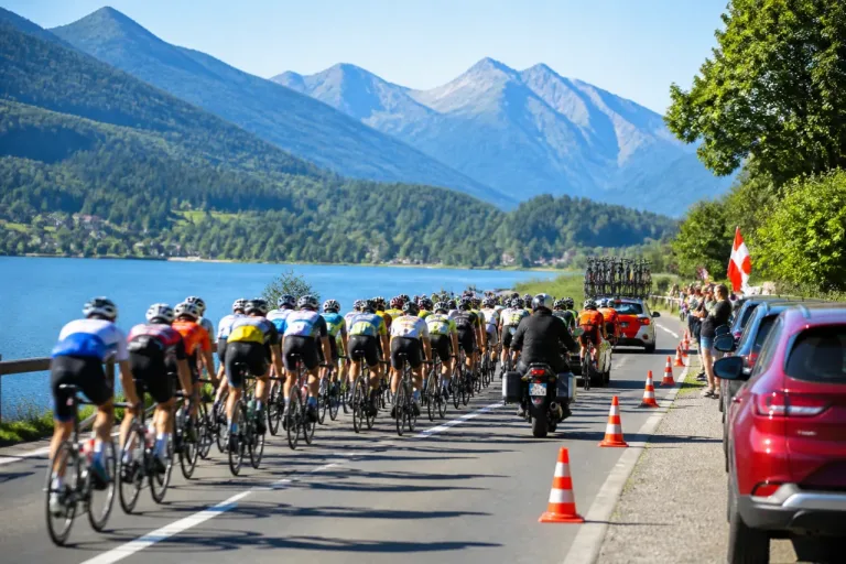Tour of Austria rollt durch den Bezirk Feldkirchen: Königsetappe bringt kurze Anhaltungen