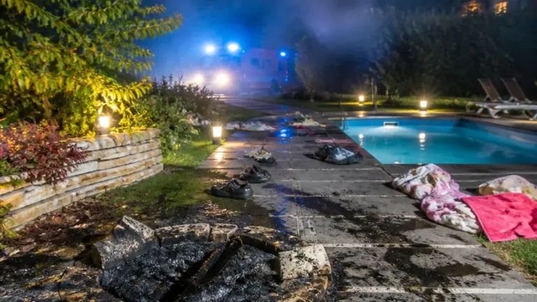 52‑Jähriger schwer verbrannt nach Explosion bei Lagerfeuer auf eigenem Grundstück