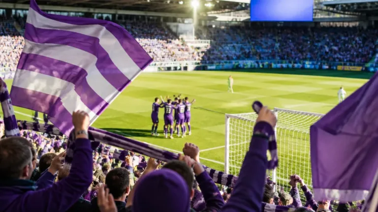 Austria Salzburg mit erfolgreichem Saisonauftakt in Wels