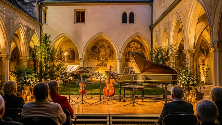 Barockensemble Cardinal Points gastiert am 19. August im Franziskanerkloster Schwaz