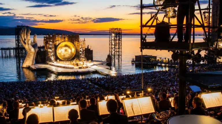 Bregenz: Wiener Symphoniker prägen seit 80 Jahren die Festspiele am See