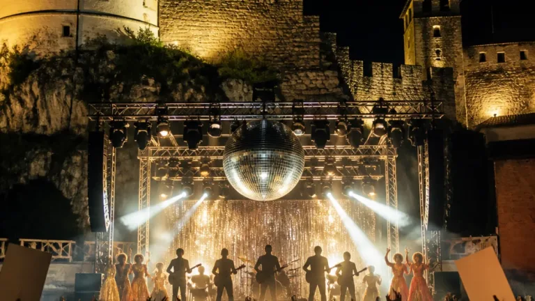 Disco-Revival auf der Festung: Musicalsommer begeistert, hinterlässt aber auch kritische Fragen