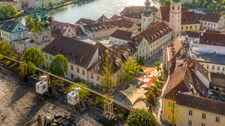 Hitze in Steyr nimmt zu: Land unterstützt Gemeinden gegen die Folgen der Klimakrise