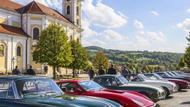 Internationale Oldtimer-Trophy hält am 9. August Station in Grieskirchen