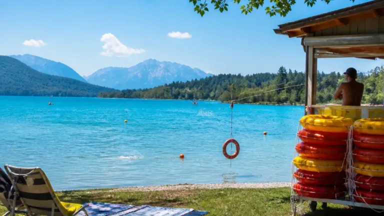 Kostenlose Schwimmbojen am Faaker See: Stadt Villach startet Sicherheitsaktion
