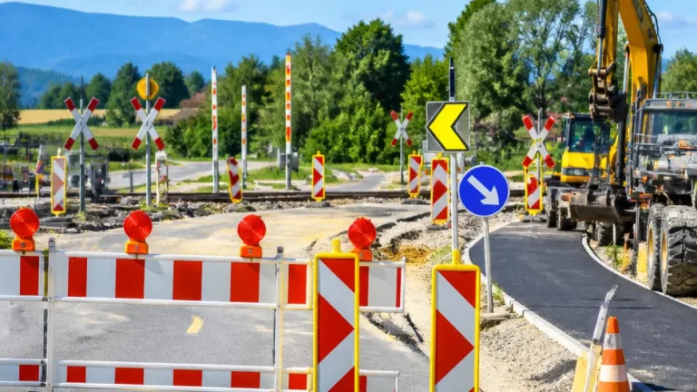 Ortseinfahrt Weißkirchen wird vorübergehend gesperrt: Geh- und Radweg erneuert