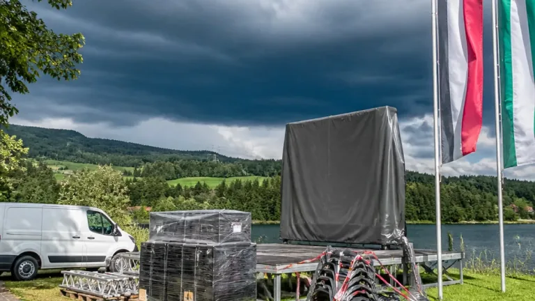 Wegen Unwetterwarnung: Public Viewing am Weiher in Wolfsberg kurzfristig abgesagt